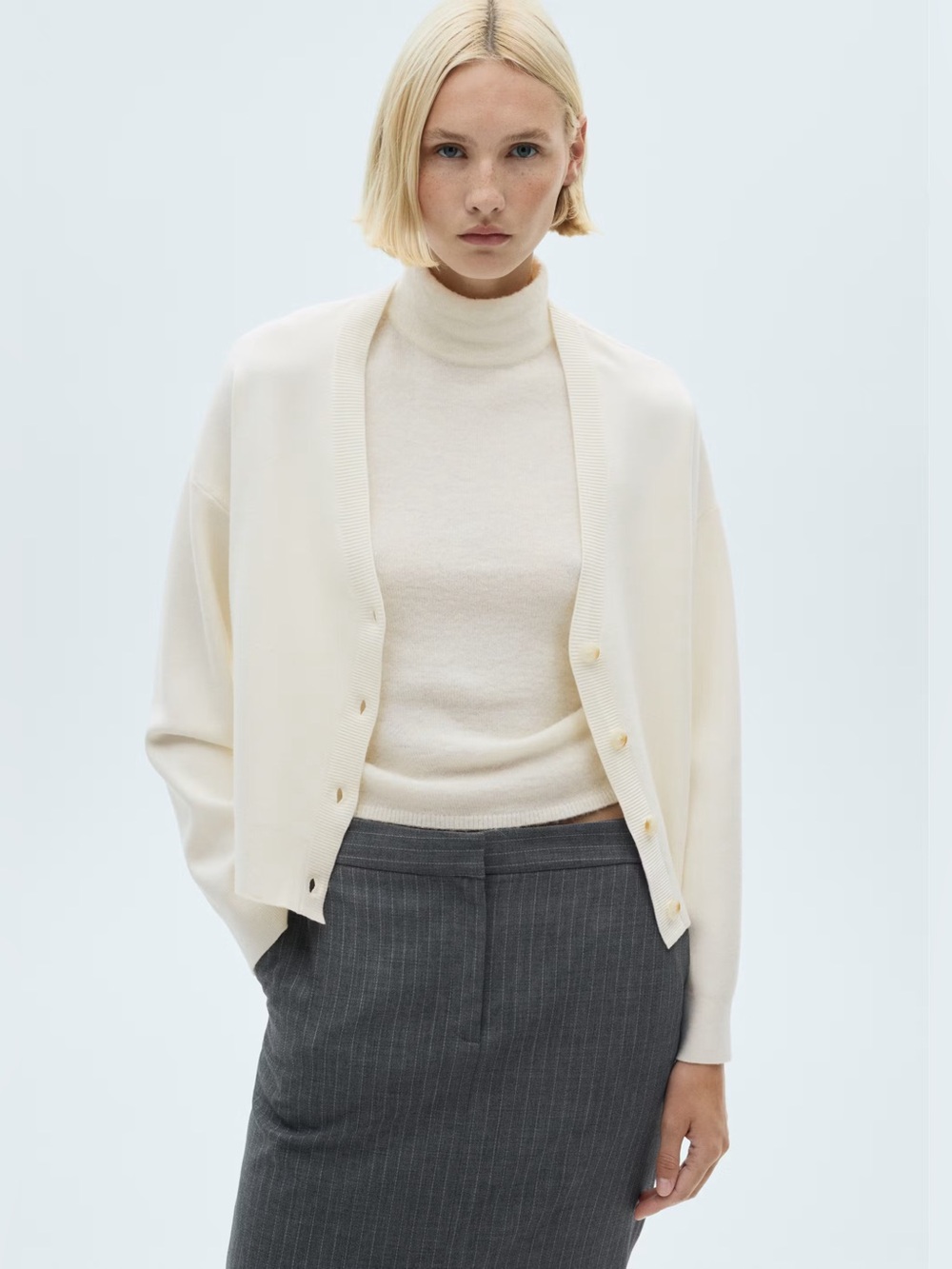 Mango Cream v-neck knitted cardigan NWT